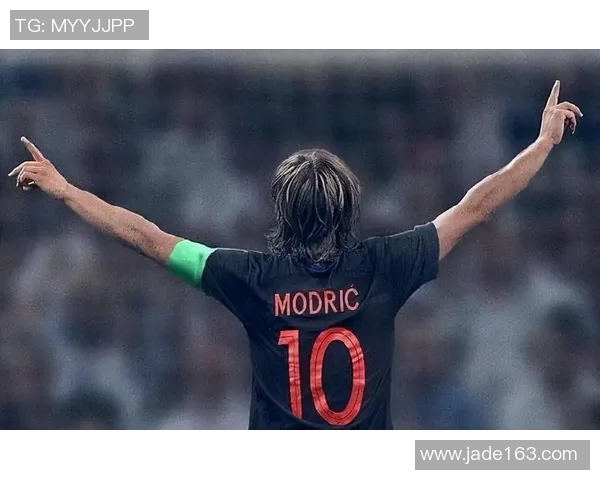 足球明星高清照片价值揭秘探索全球最贵足球明星影像背后的故事与市场分析