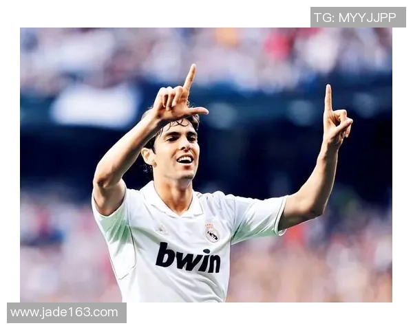 足球明星手指灵活性训练视频揭秘提升球技的秘密技巧与方法